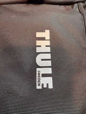 Thule covert rolltop backpack dslr/laptop/drone camera dark shadow bag-$220 msrp